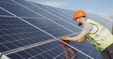 instalación paneles solares automoción