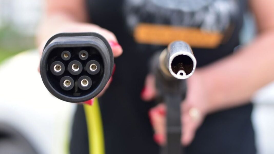 Los híbridos enchufables se afianzan como tecnología clave en la transición eléctrica