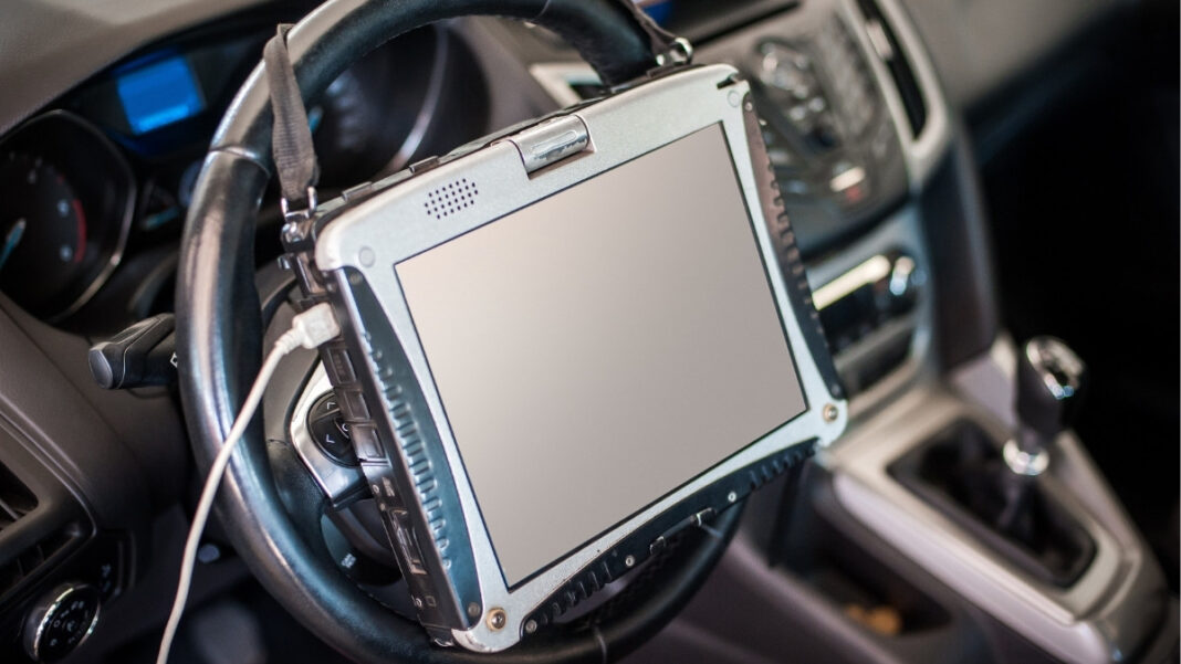 diagnosis de coche en taller de automoción